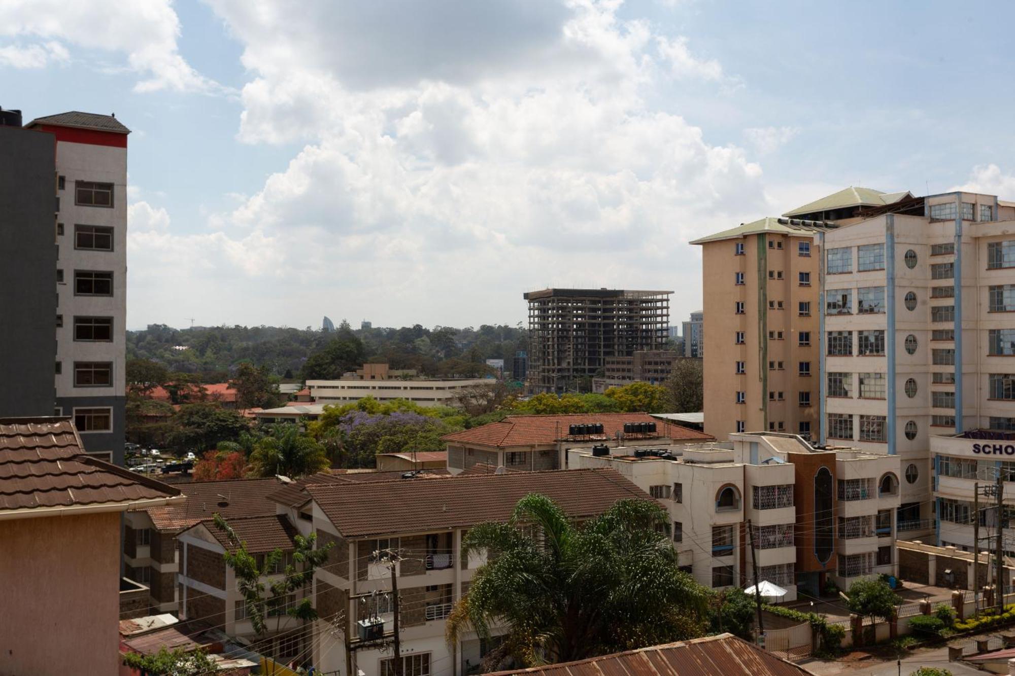 Penthouse Rooftop Studio With King Bed Nairobi Exterior photo
